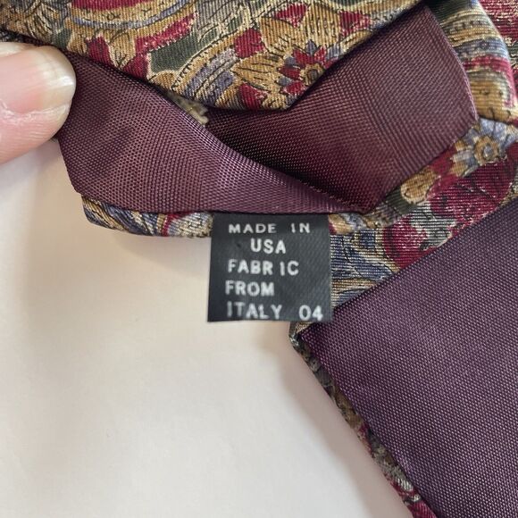 Vintage Oleg Cassini Tie Green Floral 100% Silk Tie - Picture 5 of 7